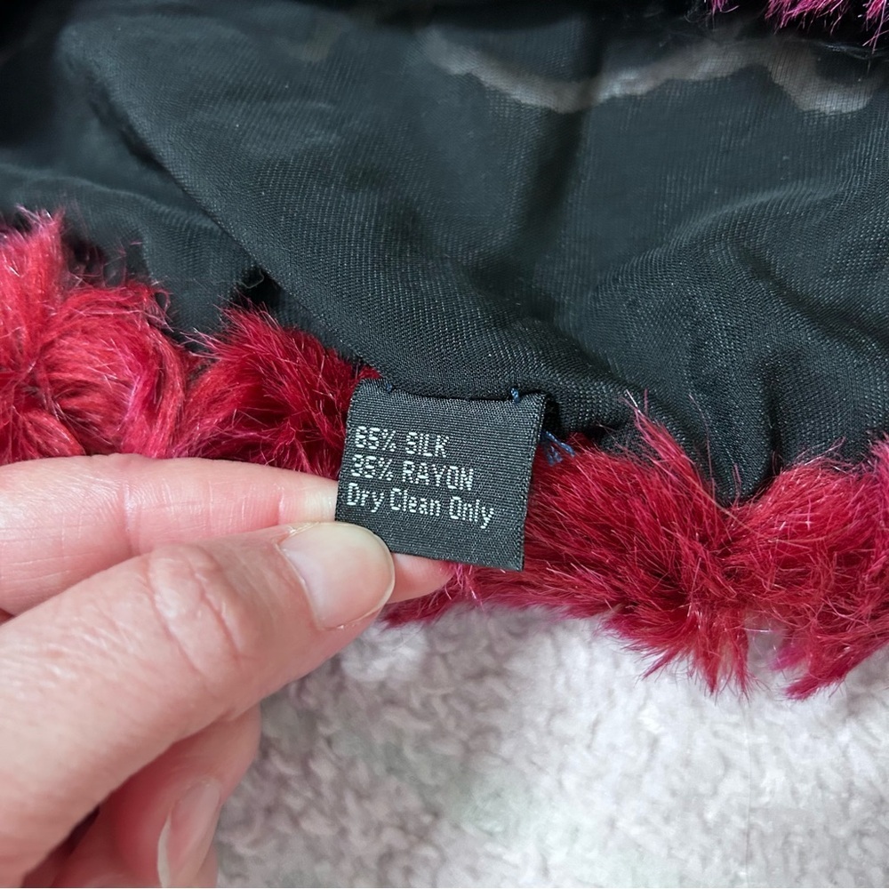 Vintage Black Burgundy Silk Blend Burnout Velvet Poncho Faux Fur Trim OS Flawed - Picture 10 of 16